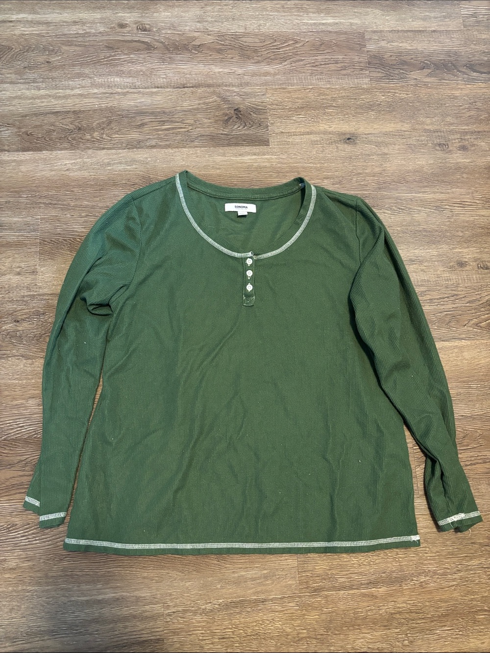 women’s green pajama top